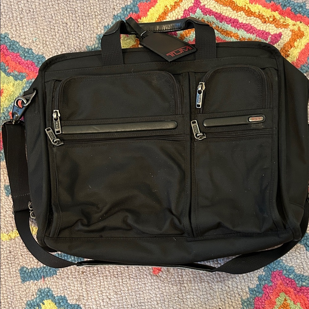Tumi alpha expandable laptop bag